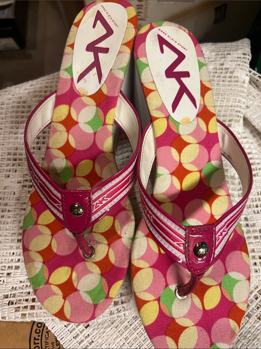 Anne Klein Sport Pink Multicolor Pattern Thong Sandals